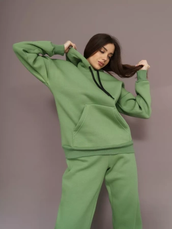 Спортивный костюм с начесом оверсайз кроя зимний