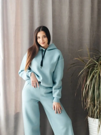 Спортивный костюм с начесом оверсайз кроя зимний