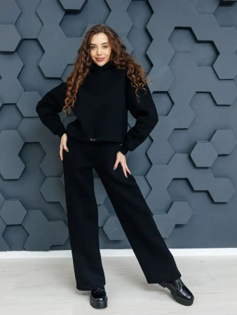 Спортивный костюм с начесом оверсайз кроя зимний