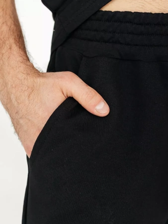 Спортивные штаны мужские джоггеры с карманами Спортивные штаны мужские джоггеры с карманами