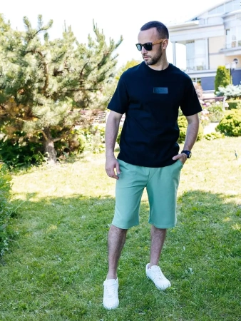 Шорты спортивные широкие с карманами