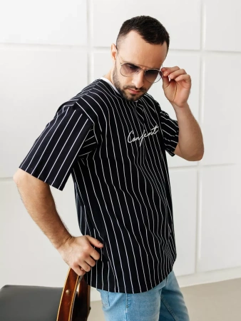 Футболка в полоску оверсайз с принтом надписью