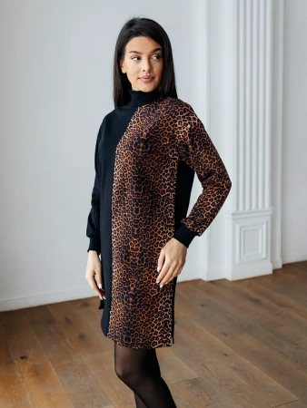 Трикотажное платье водолазка леопардовое плф597