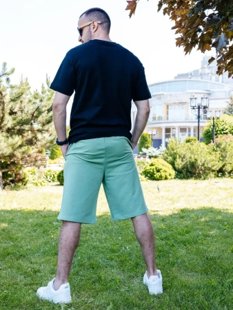 Шорты спортивные широкие с карманами