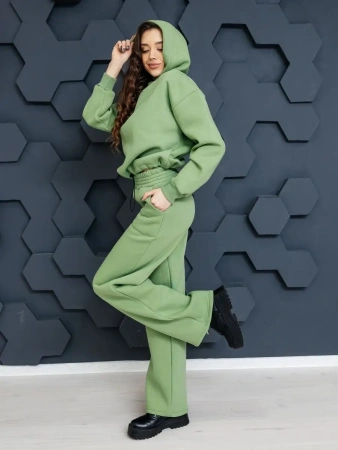 Спортивный костюм с начесом оверсайз кроя зимний