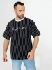 Футболка в полоску оверсайз с принтом надписью