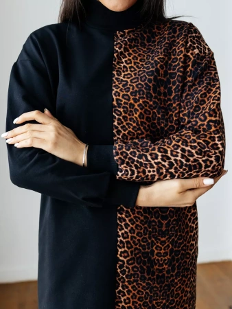 Трикотажное платье водолазка леопардовое плф597