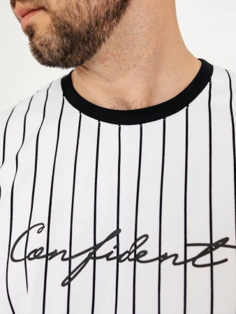 Футболка в полоску оверсайз с принтом надписью