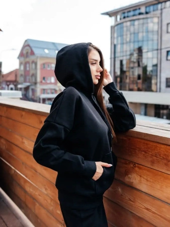 Спортивный костюм с начесом оверсайз кроя зимний