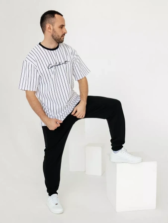 Спортивные штаны мужские джоггеры с карманами Спортивные штаны мужские джоггеры с карманами