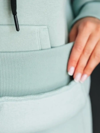 Спортивный костюм с начесом оверсайз кроя зимний