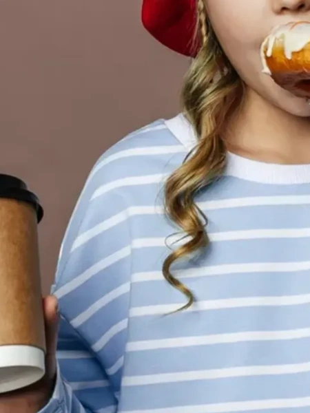 Свитшот для девочки нарядная тельняшка на весну