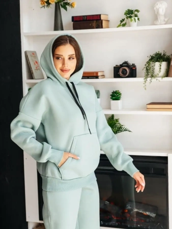 Спортивный костюм с начесом оверсайз кроя зимний