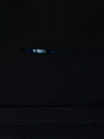 Черная футболка мужская оверсайз рваная с дырками