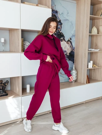 Спортивный костюм с начесом оверсайз кроя зимний