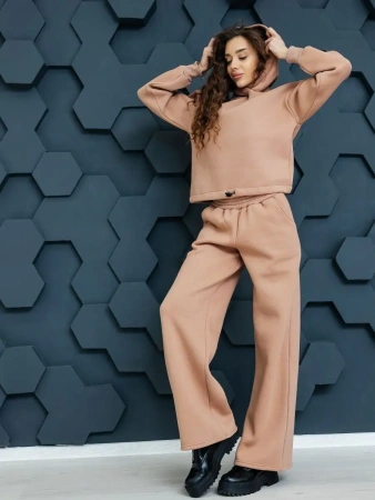 Спортивный костюм с начесом оверсайз кроя зимний