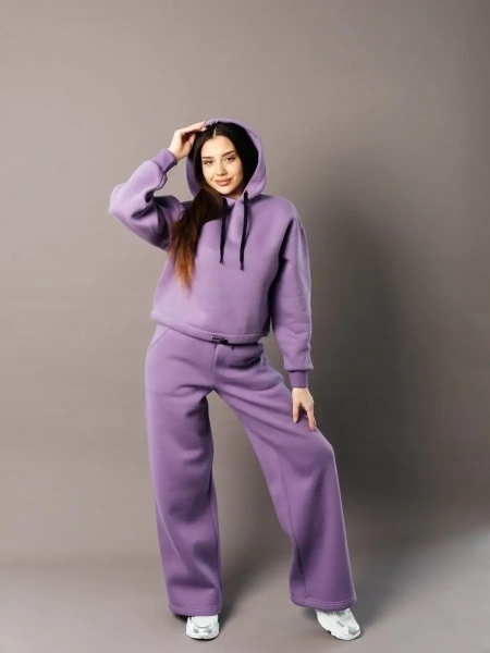 Спортивный костюм с начесом оверсайз кроя зимний