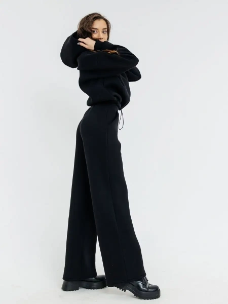 Спортивный костюм с начесом оверсайз кроя зимний