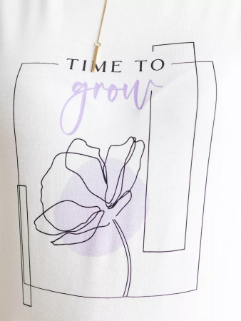 Футболка большого размера с принтом праздничная