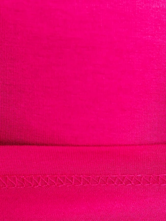 Футболка большого размера с принтом с надписью нарядная