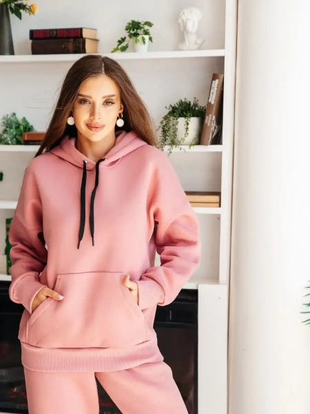 Спортивный костюм с начесом оверсайз кроя зимний