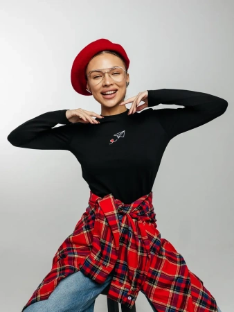 Лонгслив женский с принтом на груди нарядный ДК589