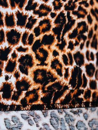 Водолазка женская облегающий лонгслив с принтом ДК572