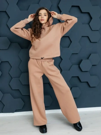 Спортивный костюм с начесом оверсайз кроя зимний